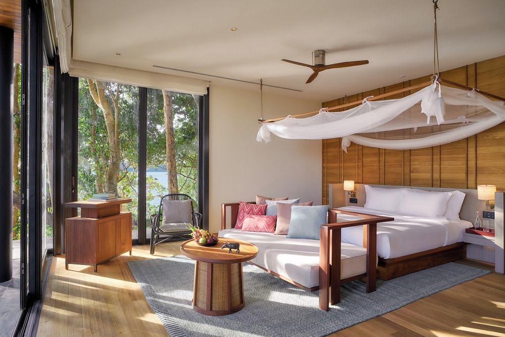 Pool, Ocean, Villa, King Bed