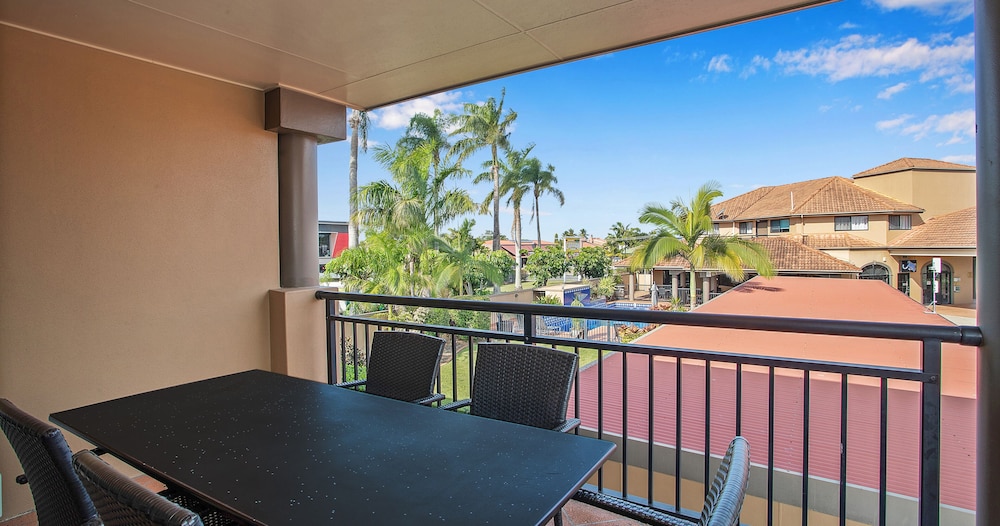 MACKAY RESORT MOTEL 49/65