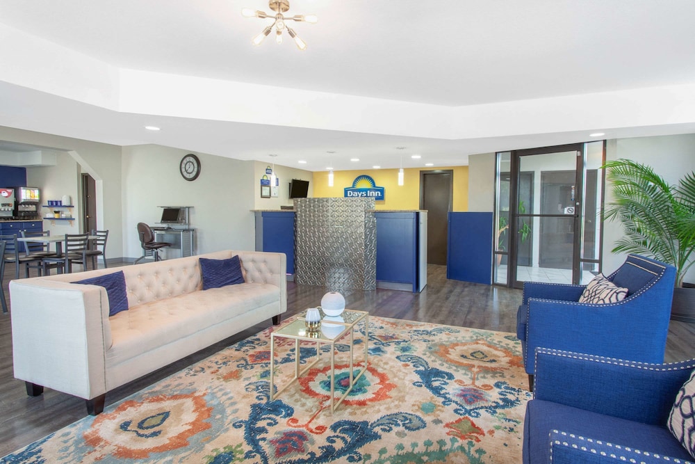 Days Inn by Wyndham Clinton Laurens I-26 3/26
