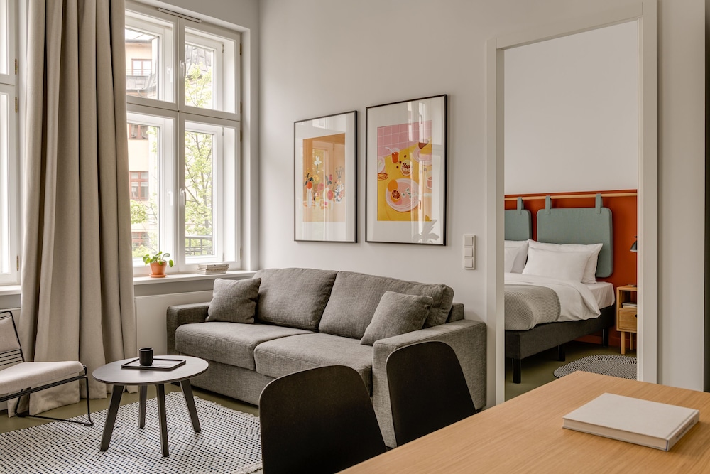 Plantonia Aparthotel 24/45