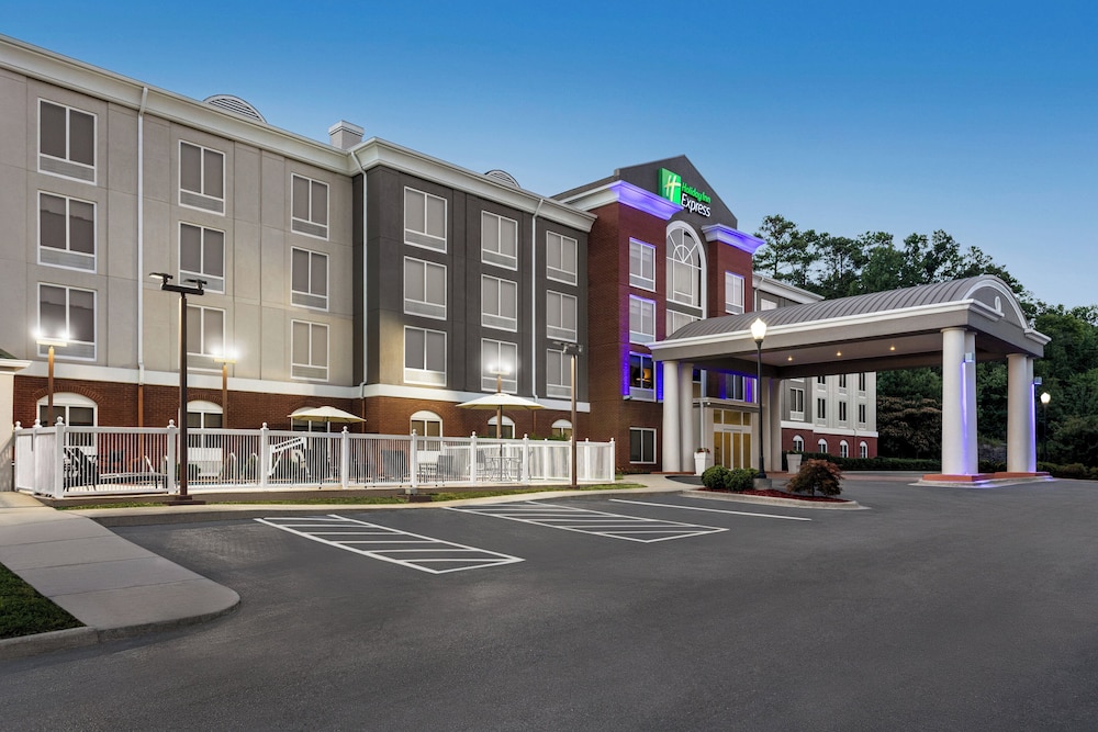 Holiday Inn Express Hotel And Suites Birmingham Irondale East 42/50