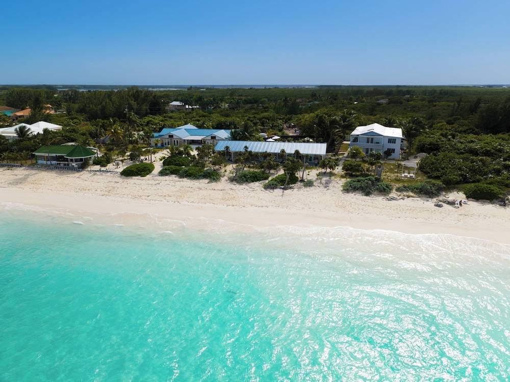 Pelican Beach Hotel 46/50