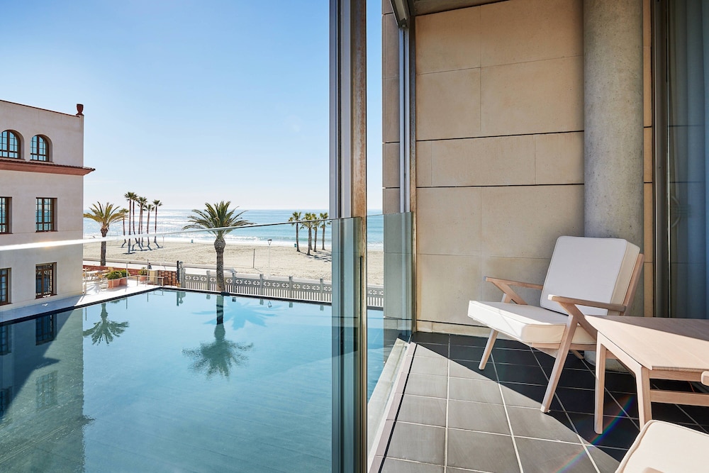 Le Meridien Ra Beach Hotel And Spa 33/80