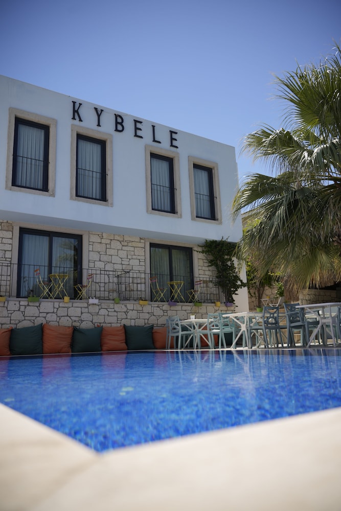 Kybele Alacati 4/50