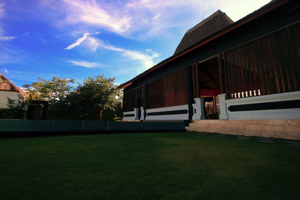 Amor Bali Villas & Spa Resort 70/74