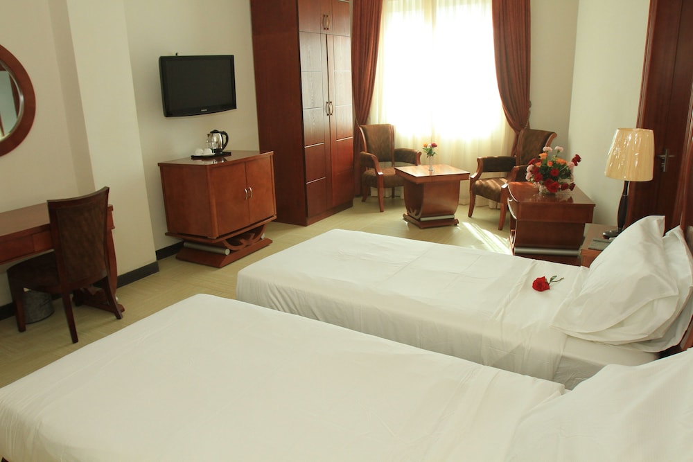 Aphrodite International Hotel 14/26