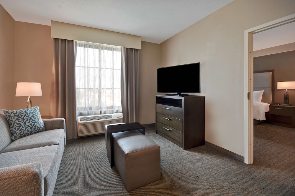 Homewood Suites By Hilton Orlando Flamingo Crossings, FL 33/57