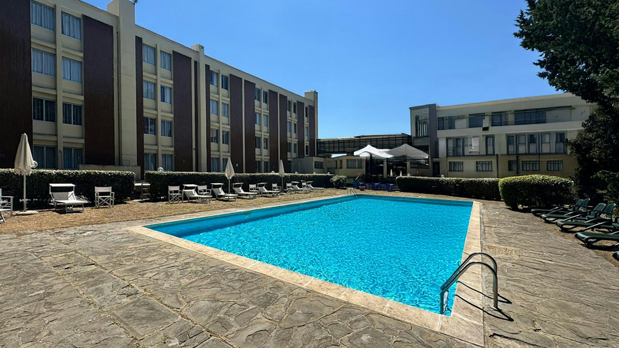 B&B HOTEL Calenzano First 17/18