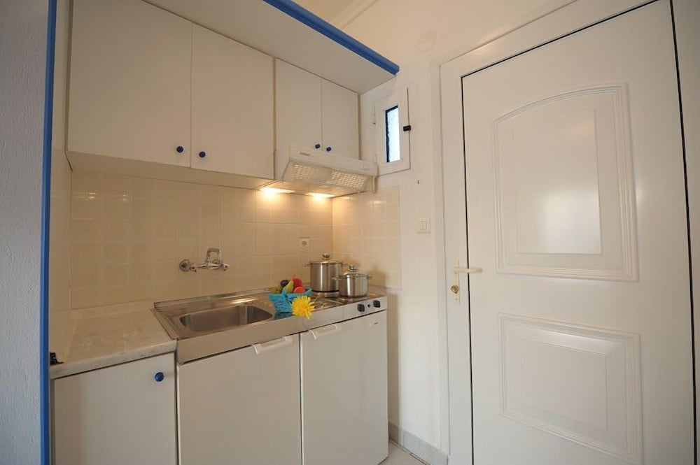Lazaridis Luxury Apartments 27/29