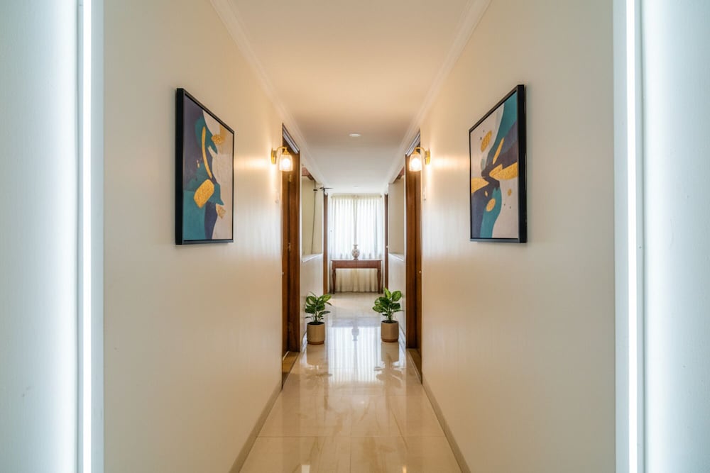 Oyo 11601 Hotel Karishma 16/21
