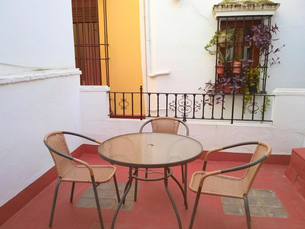 Pension La Montorena 33/50