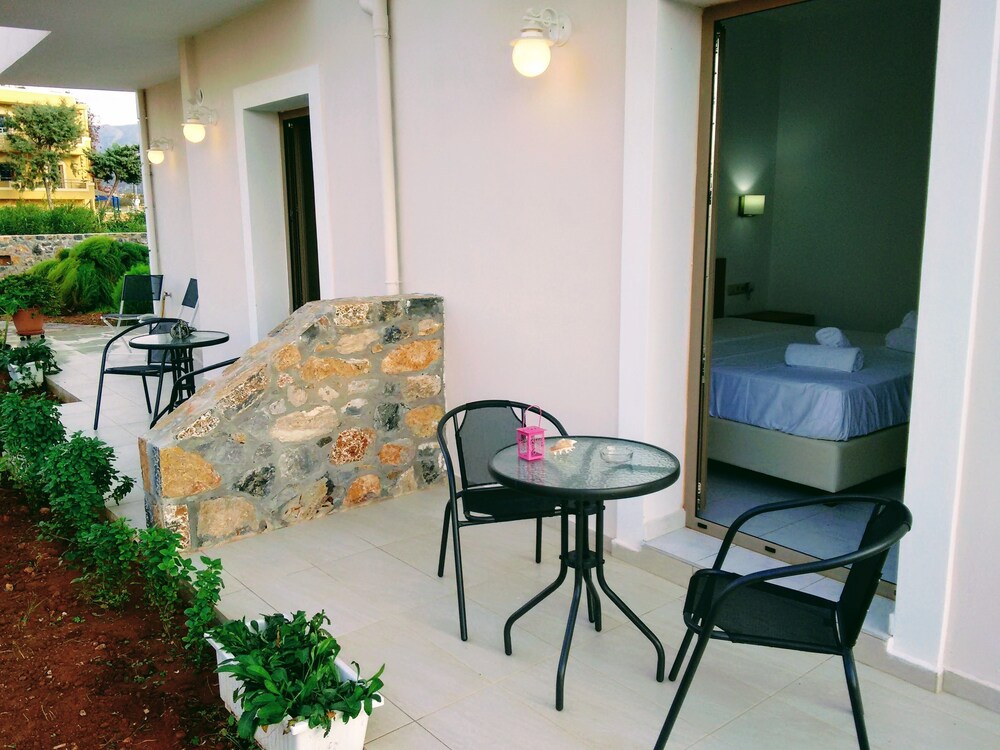 CASA MALENA 46/60