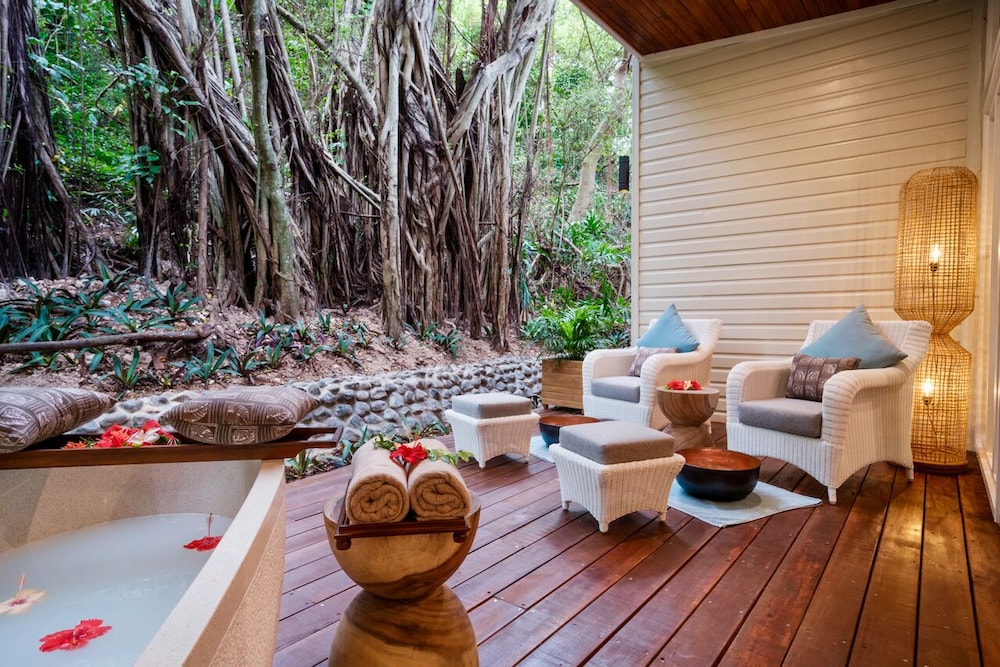 Malolo Island Resort 30/70