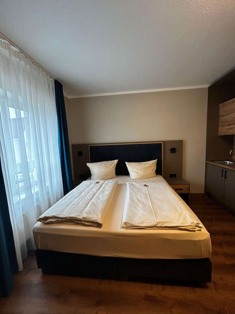 Arthotel ANA Petite 8/45