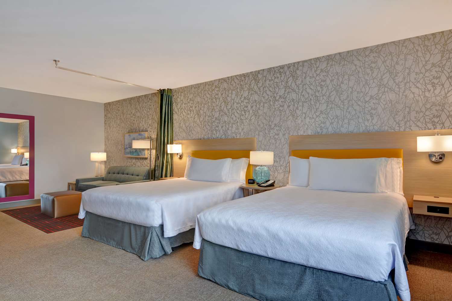 STUDIO, 2 QUEEN BEDS, ACCESSIBLE