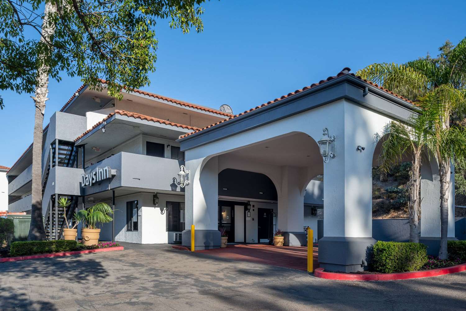 Days Inn By Wyndham Encinitas Moonlight Beach 41/46