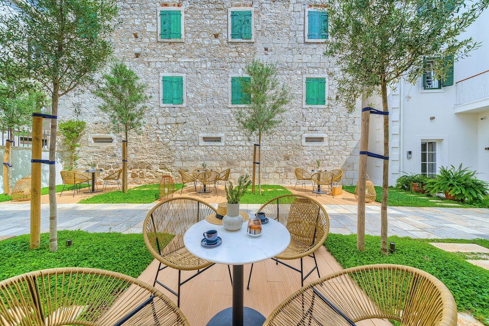 Hotel Brattia - Adults Only 42/50