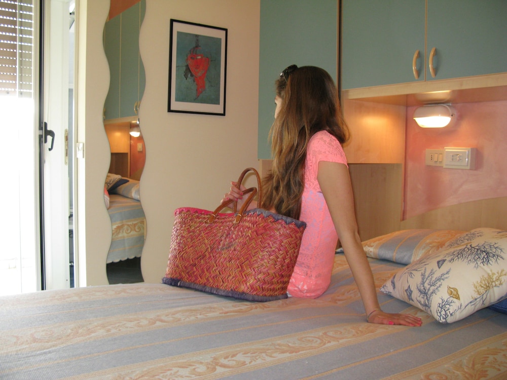 Hotel Solidea 4/53
