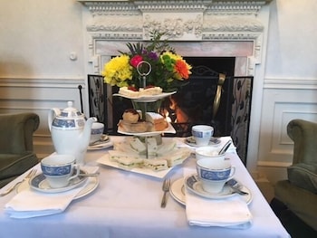 Hook House Hotel 41/49