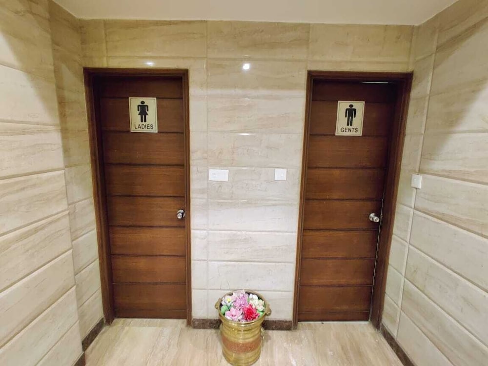 Hotel Anurag 8/30