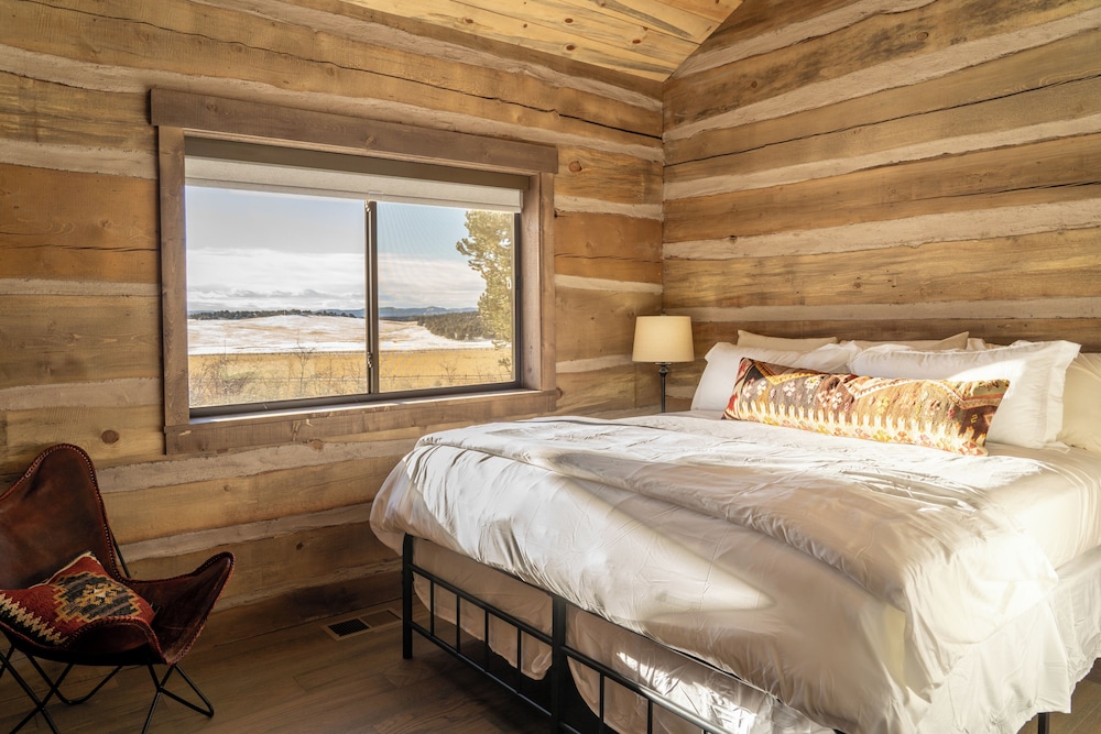 Lodge, 2 King Beds, 3 Bunk Beds