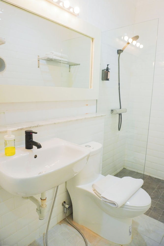 Boutique B21 Malang, Azana Hotels Collection 63/65