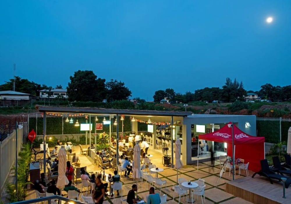 The Envoy Hotel 3/50