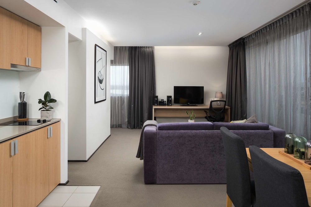 Atura Dandenong 29/60