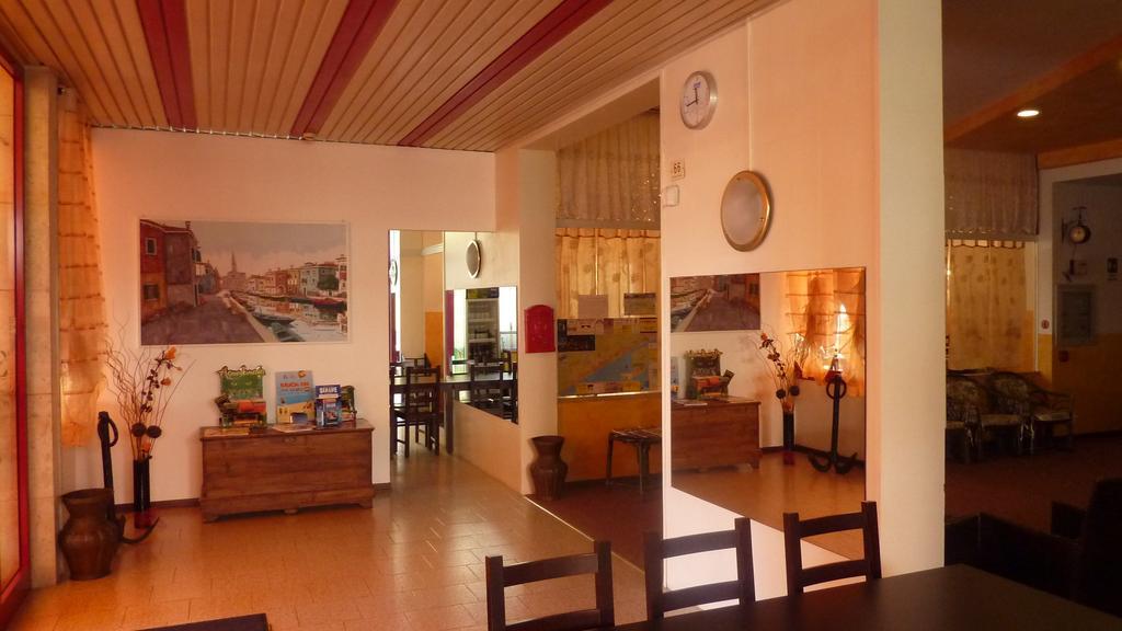 Hotel Canova 12/24