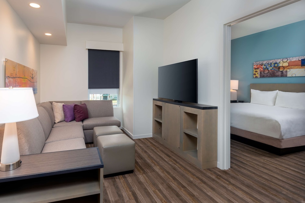 Hyatt House Orlando Airport 54/81