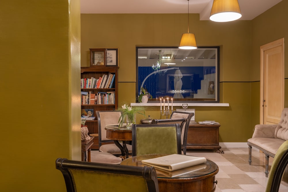 La Locanda Del Carrubo 66/73