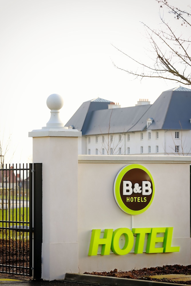 B&B Hotel at Disneyland Paris in MAGNY-LE-HONGRE