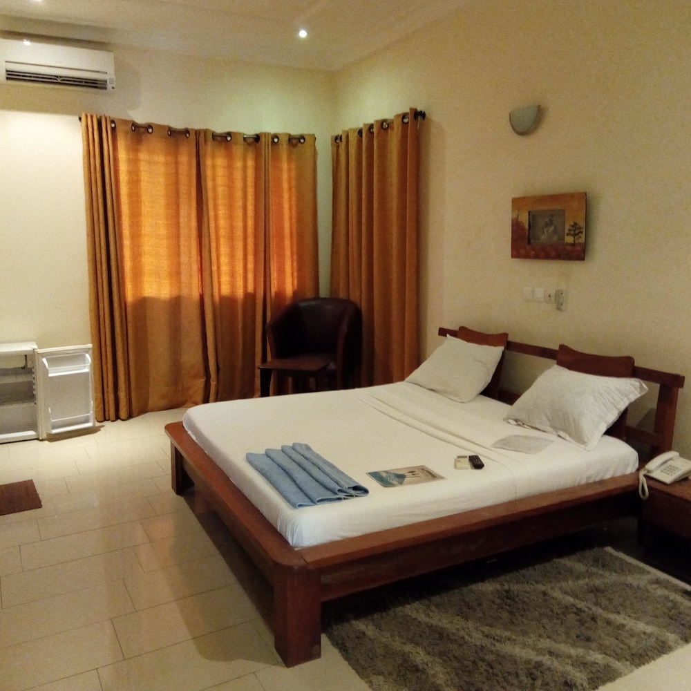 Residences Easy Hotel 18/50