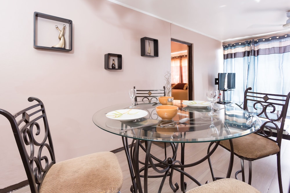New Kingston Guest Apt At Dorchester 14/32