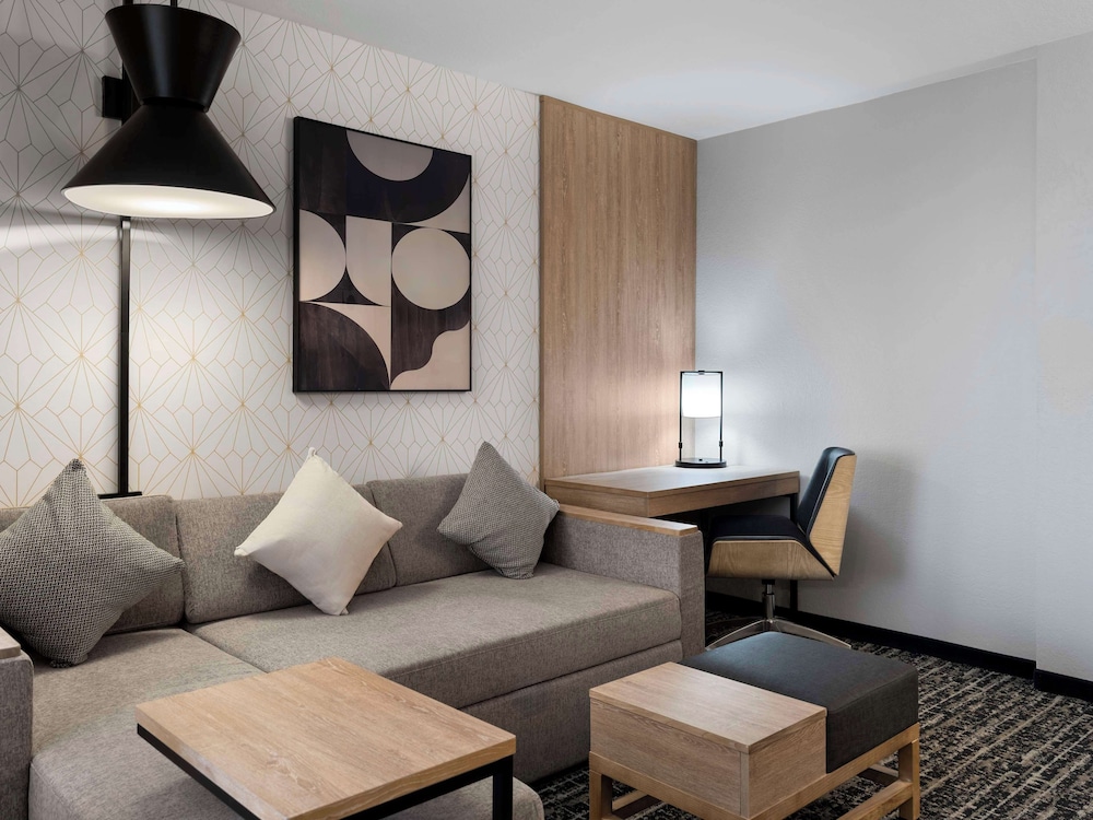 Hyatt Place Kansas City/Overland Park/Metcalf 42/64