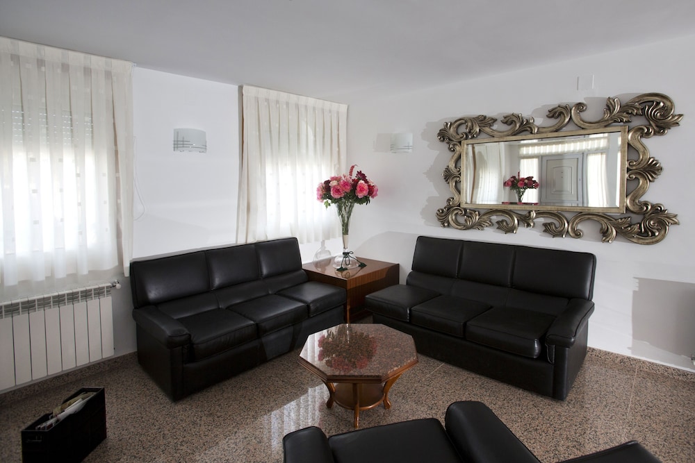 Hotel Marivella 15/34