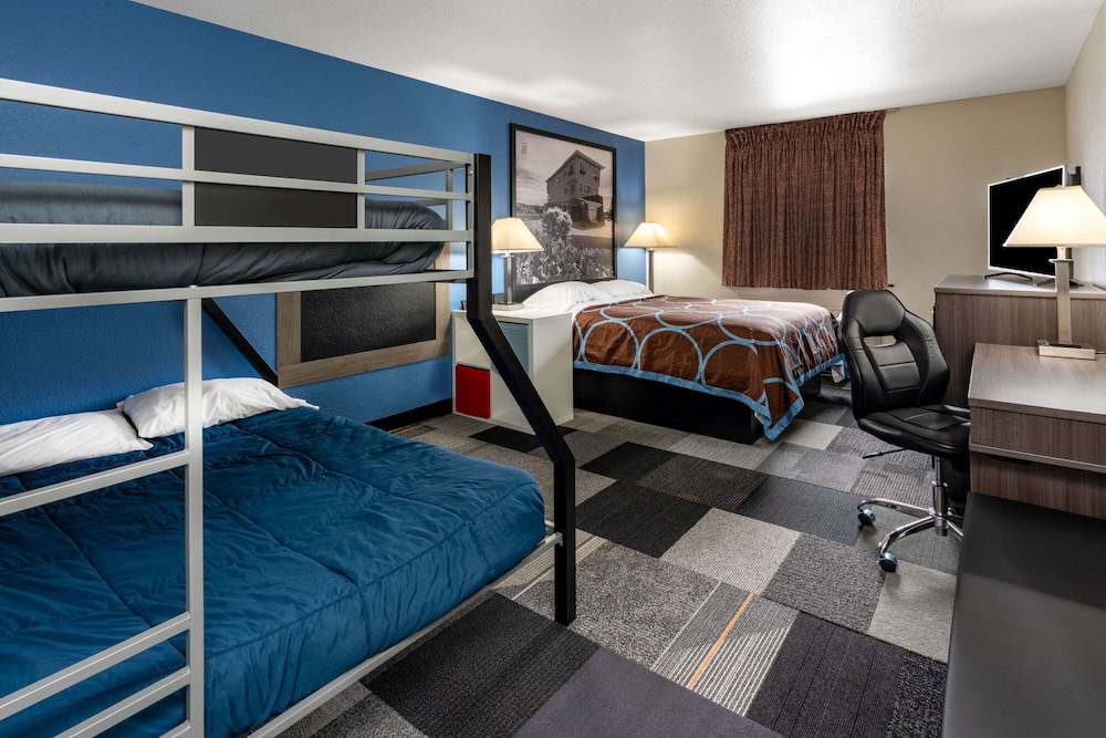 Super 8 By Wyndham Spokane Valley 14/33