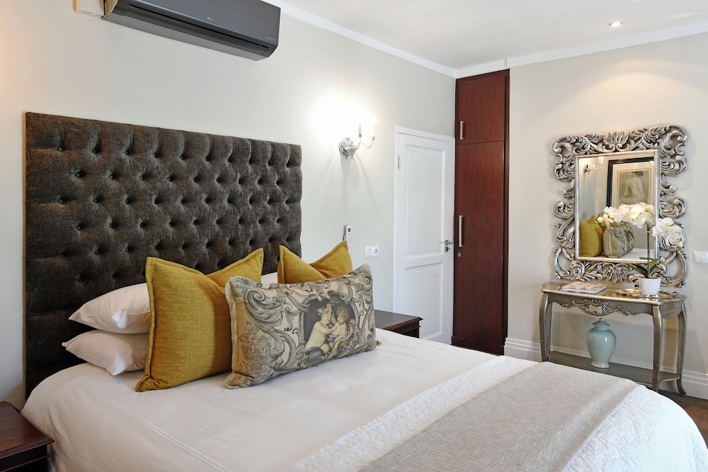 Le Petit Bijou Boutique Apartments 17/50
