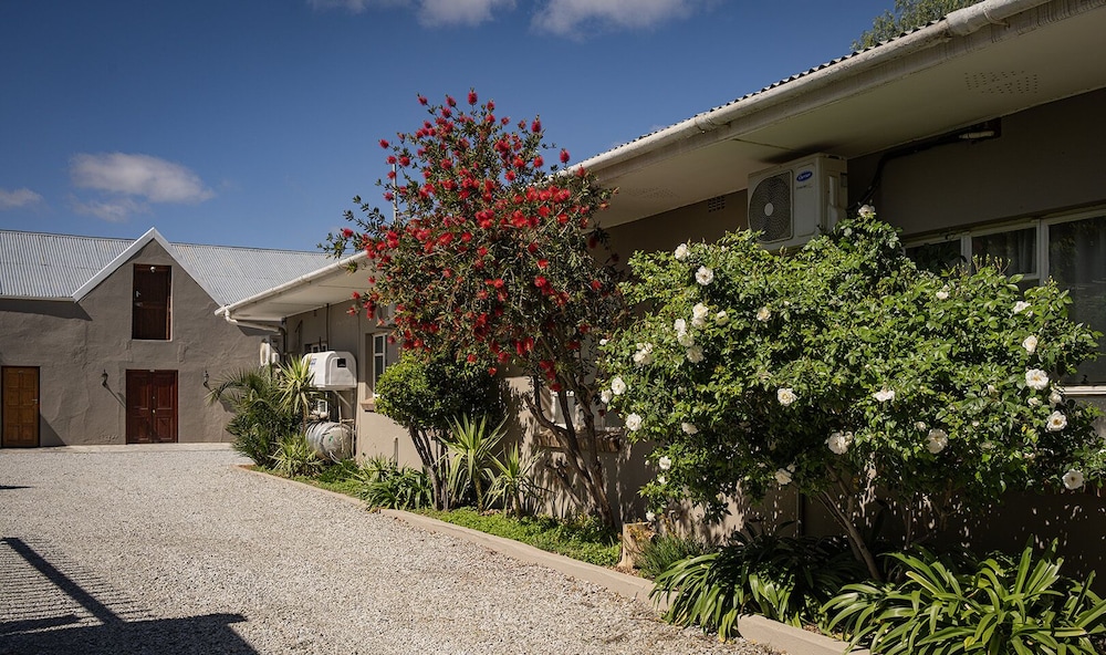Calvinia Hotel by Country Hotels 34/41