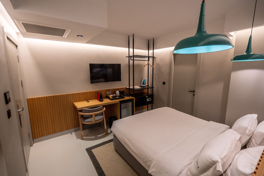 Zimmer Bosphorus Hotel 8/57