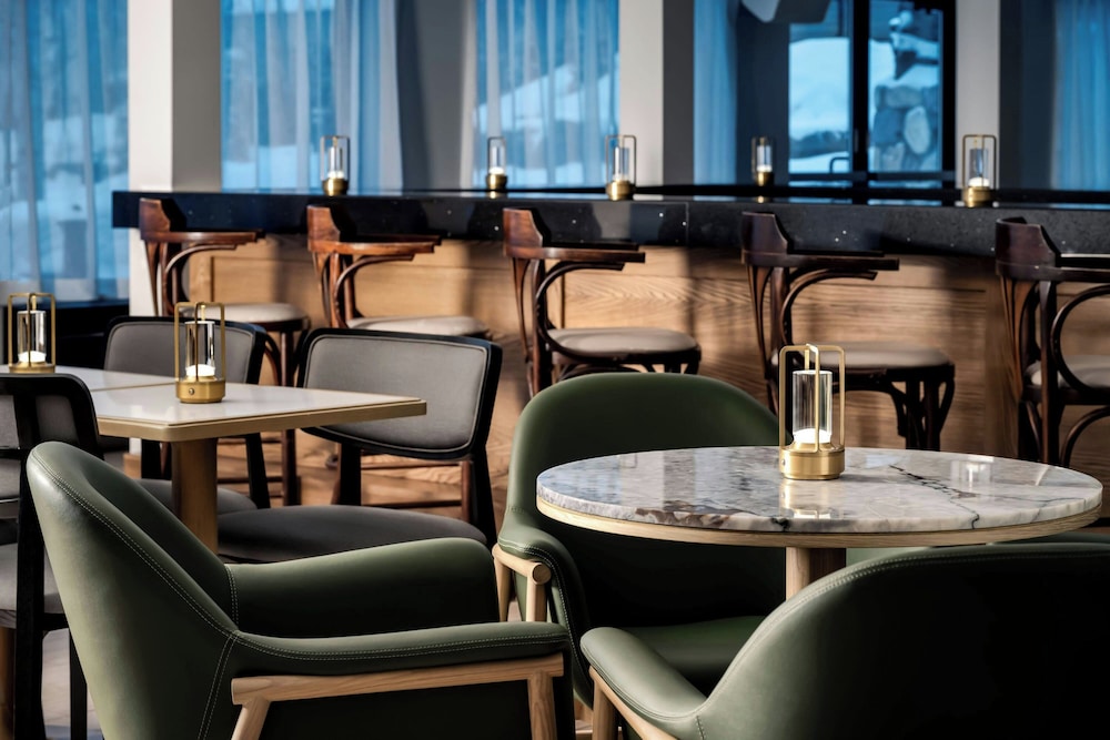 Hotel Mont Gabriel 33/48