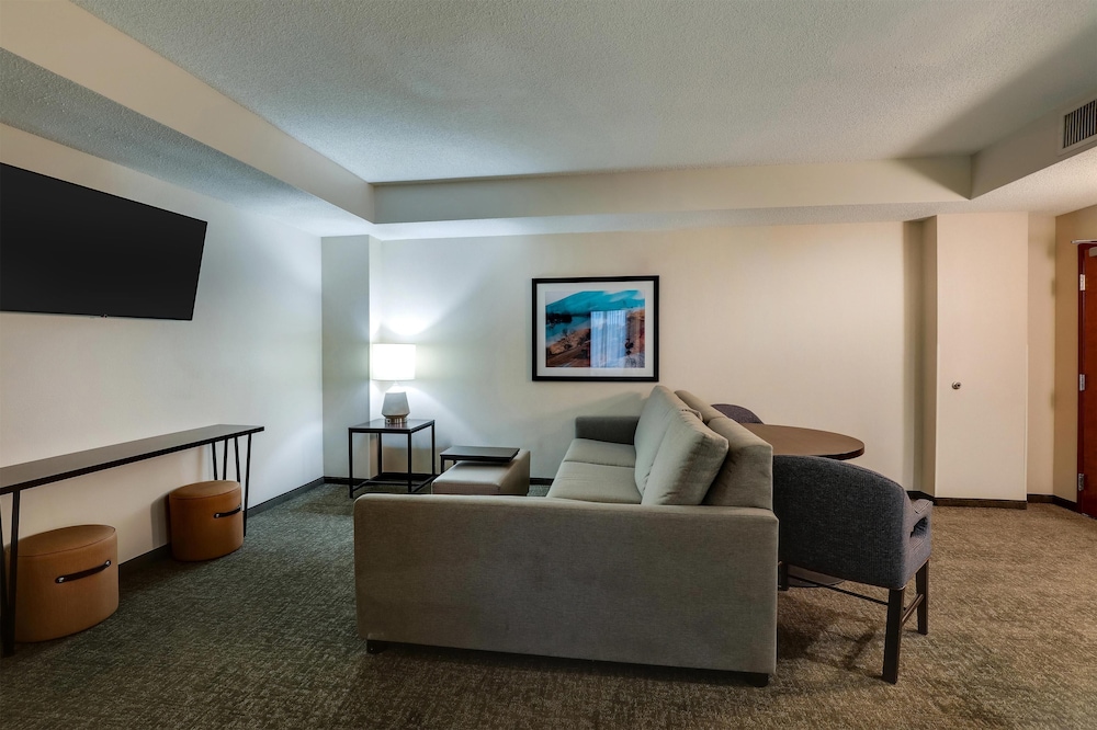 Drury Inn and Suites Montgomery 26/50