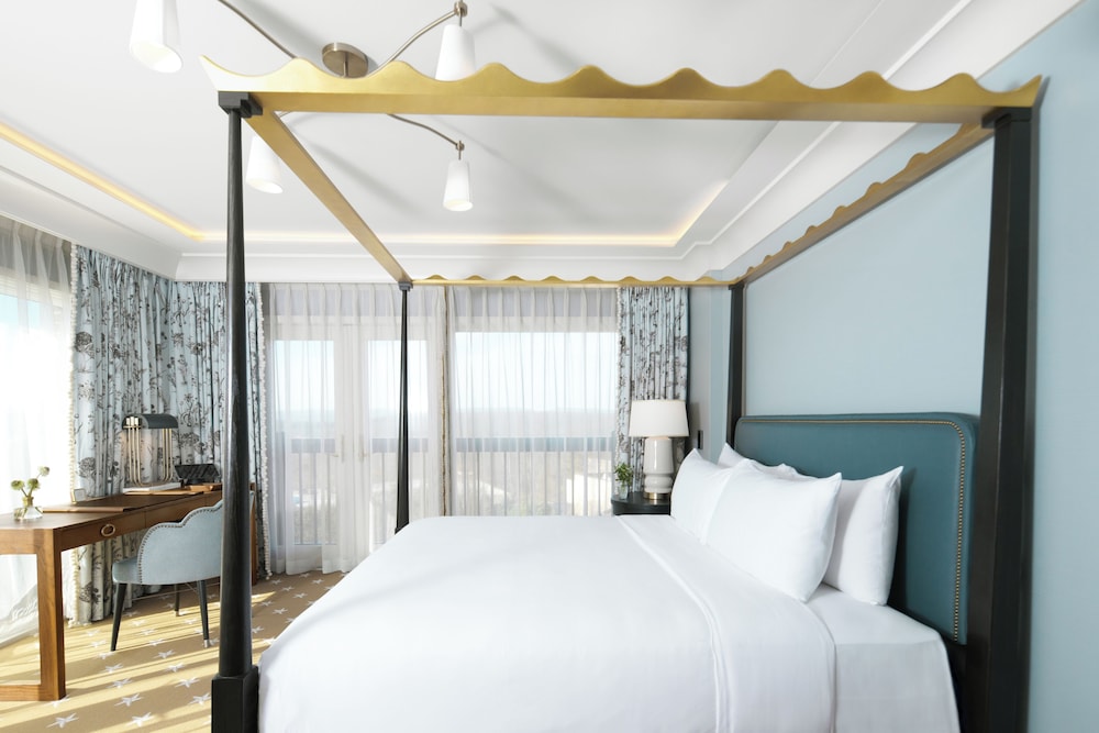 Nemacolin Woodlands Resort 19/76