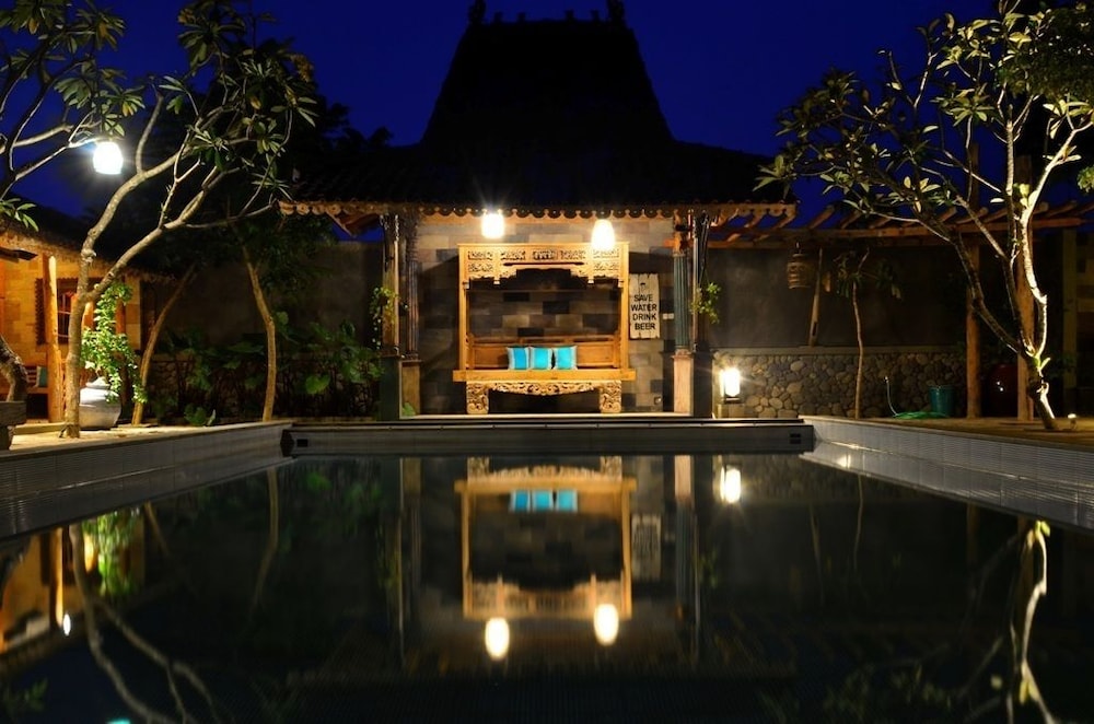 Warisan Heritage Boutique Hotel 5/38