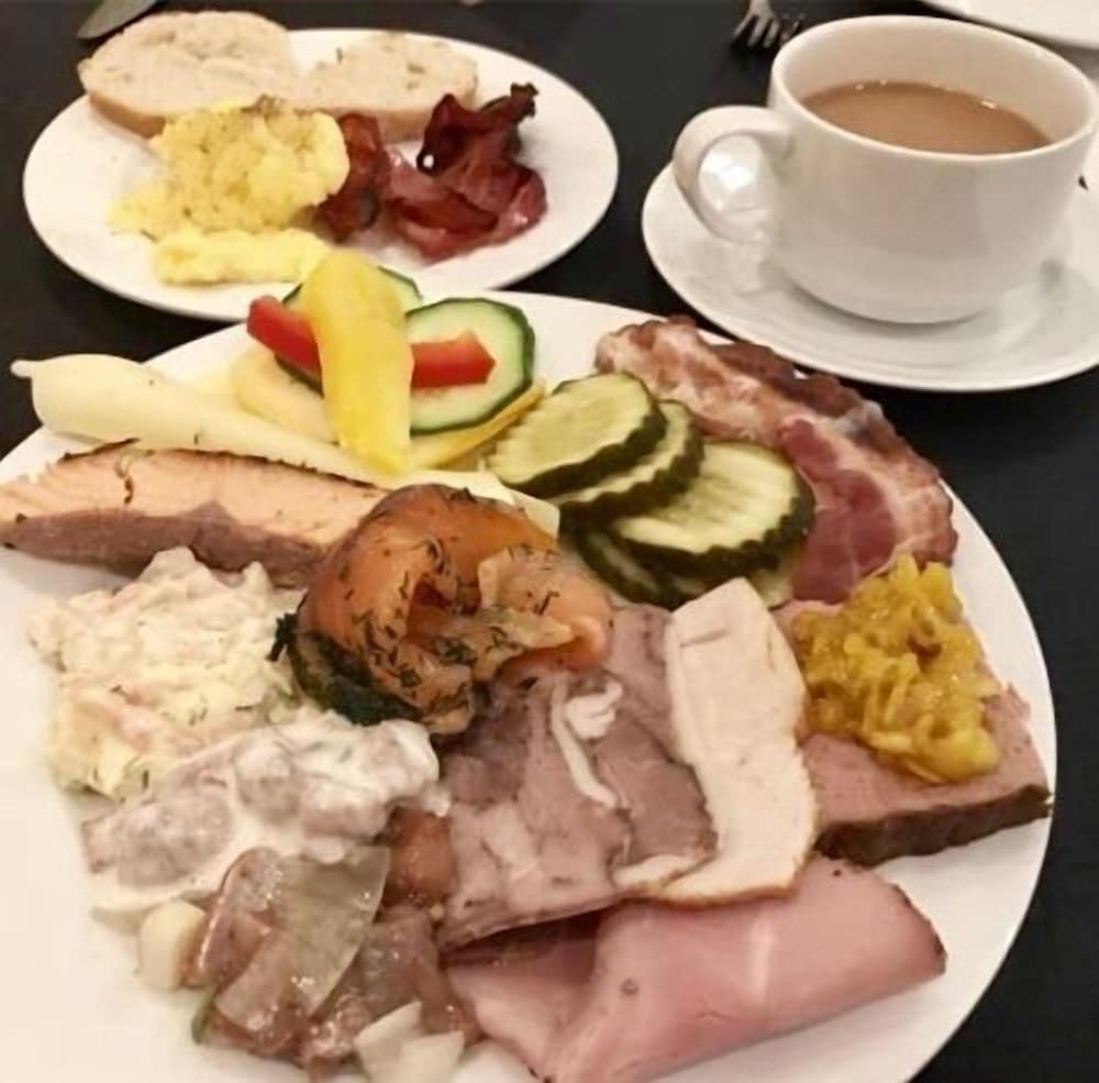 Reenskaug Hotel 19/50