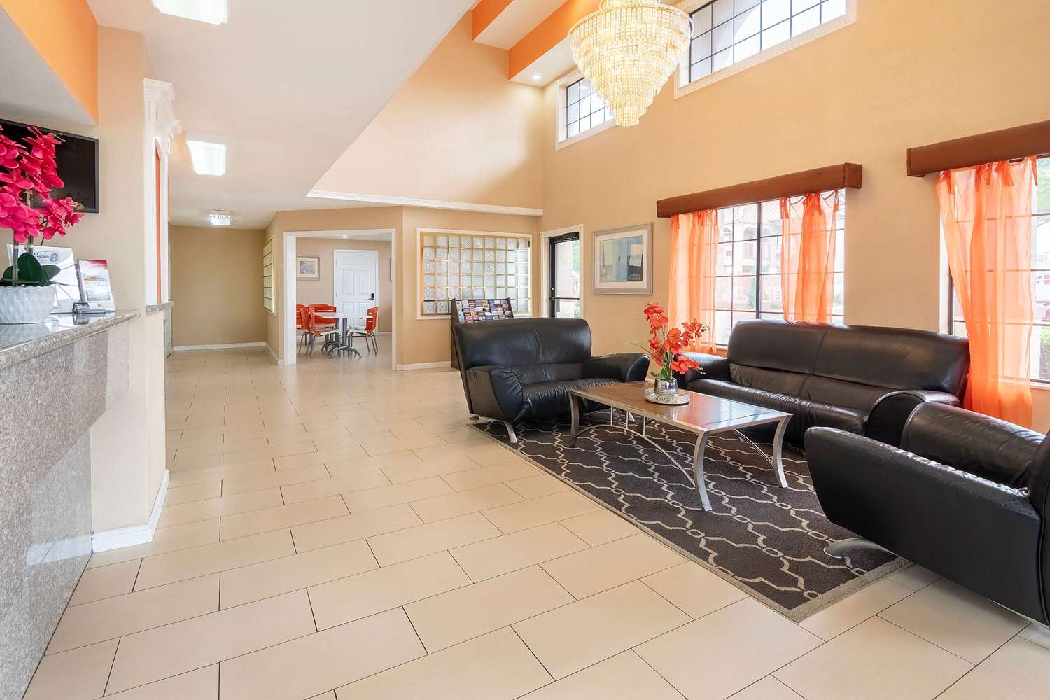 Super 8 by Wyndham Grand Prairie Southwest 18/24