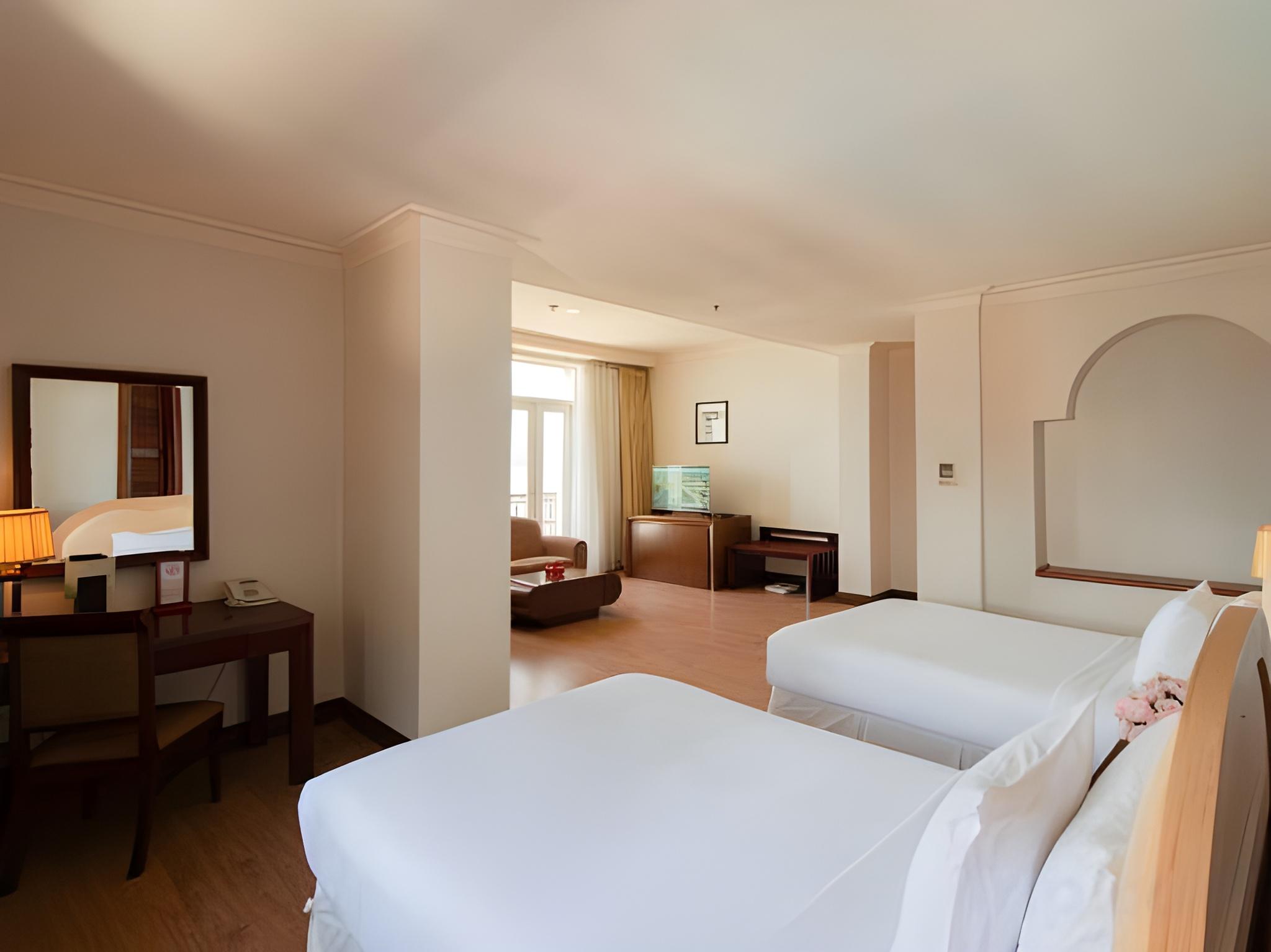Ocean, Premium, Twin Beds, Indoor Jetted Tub