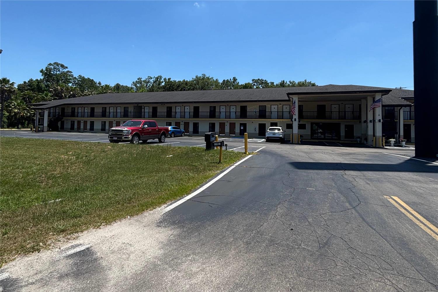 Clarion Pointe Alachua - Gainesville Area 14/20