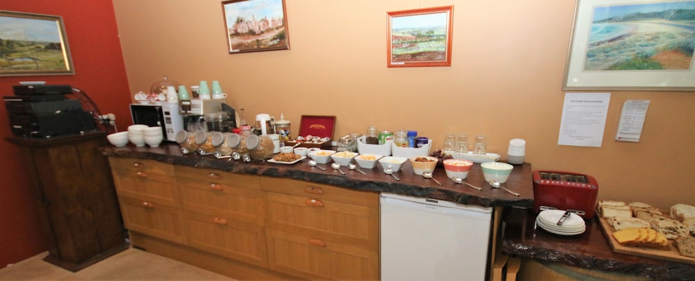 MARGARET RIVER BED AND BREAKFAST 32/48