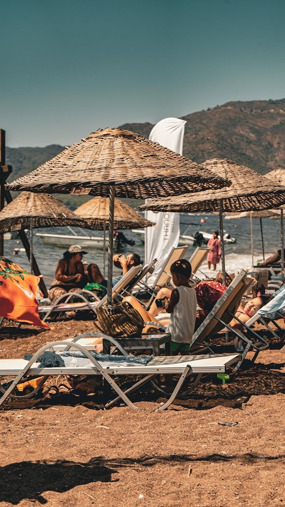 Thanos Hotel 34/50